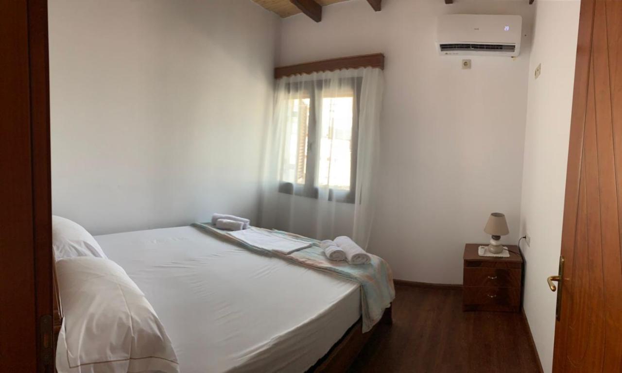 Nomad House-Entire House At Your Disposal,4 Guests Berat Exteriér fotografie