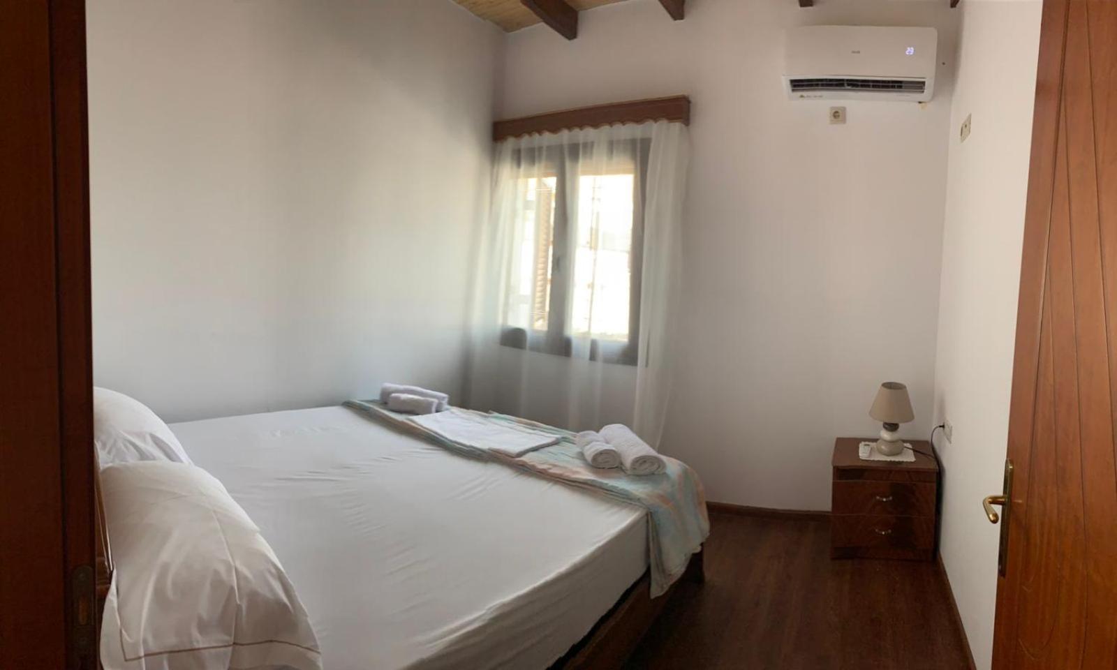Nomad House-Entire House At Your Disposal,4 Guests Berat Exteriér fotografie